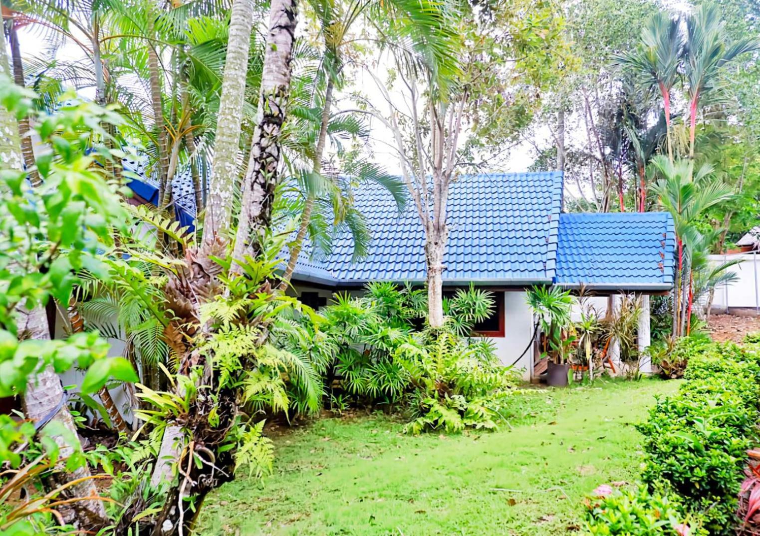 Hotel Kingsacre à Nai Yang Beach Extérieur photo