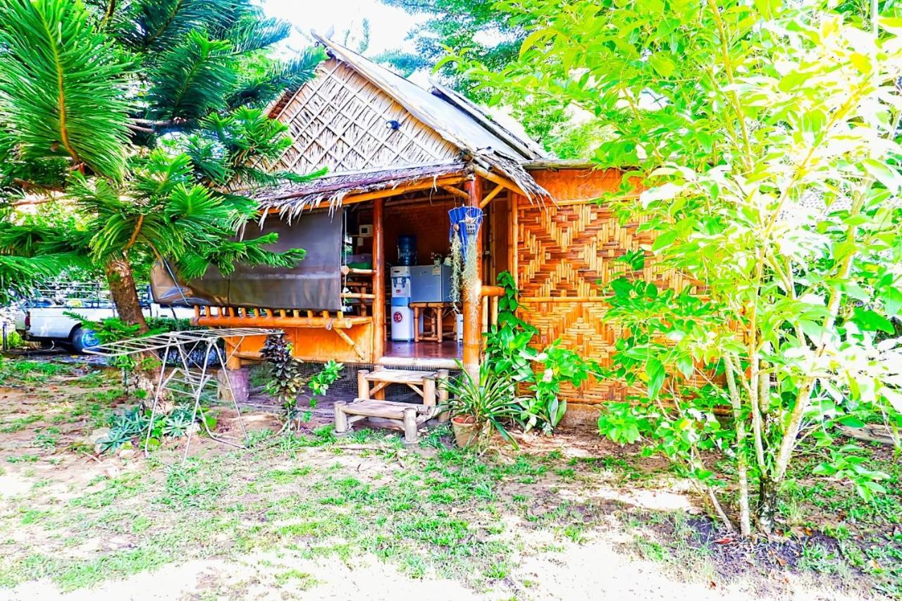 Hotel Kingsacre à Nai Yang Beach Extérieur photo